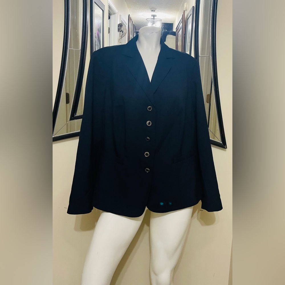 Emily Women's Black Blazer